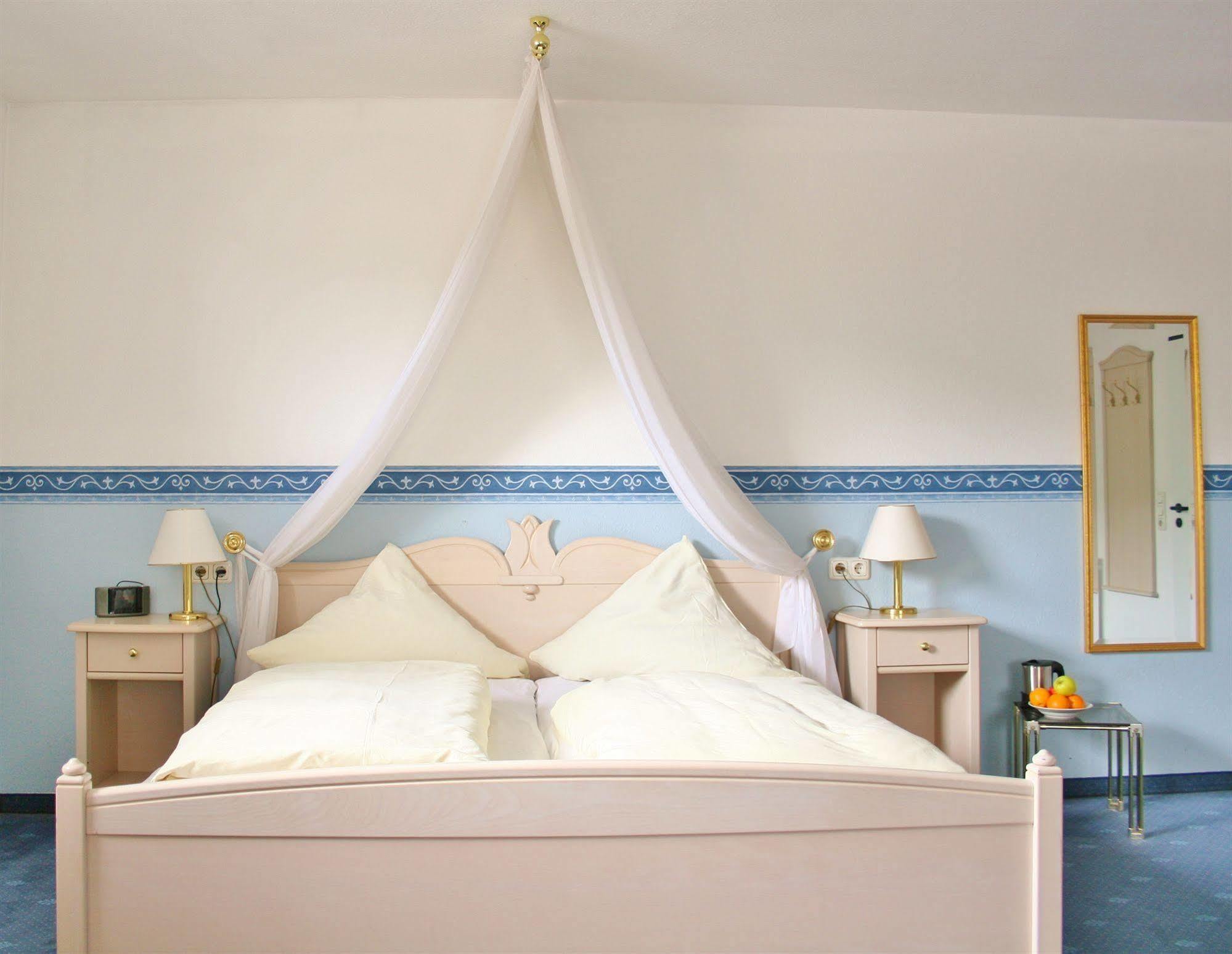 Bach Hotel